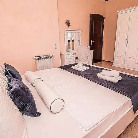 Apartman Rose 2